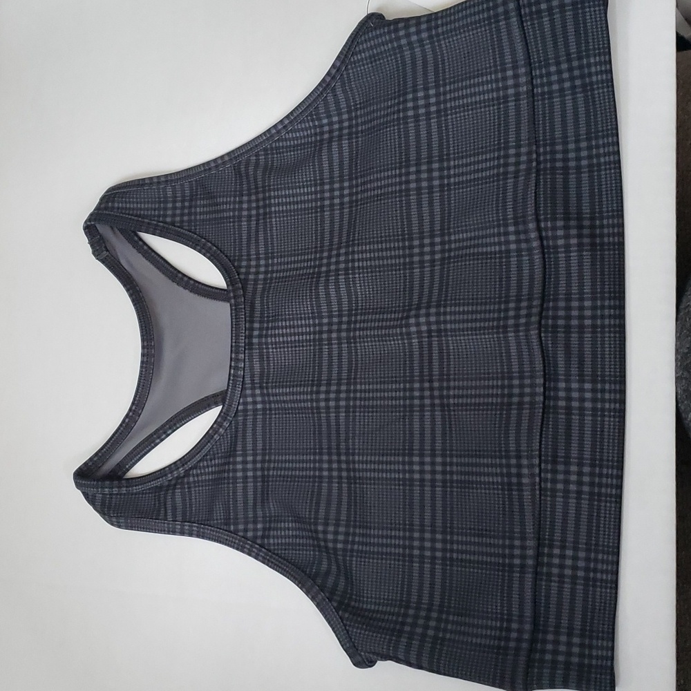 Free assembly Women's active crop